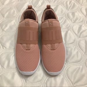 ❗️Sold❗️Puma Dare EP Slip-on Sneakers